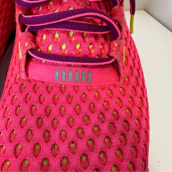 Under Armour pink Athletic Shoes - Picture 12 of 14